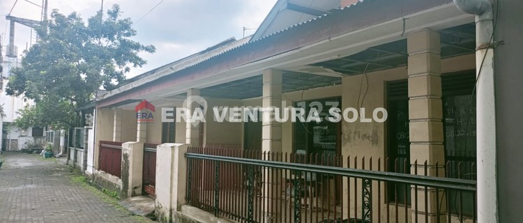 Rumah Lama Hitung Tanah Strategis Tipes Solo 1