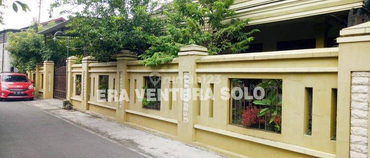 Rumah Bagus Furnished SHM di Bekonang, Sukoharjo 1