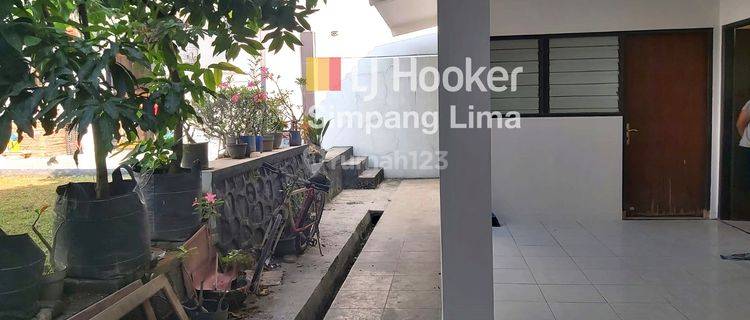 Rumah Bagus Tengah Kota Semarang Siap Huni Dekat Kampus Unika Disewakan di Ngesrep, Banyumanik 10.645 mrt  1
