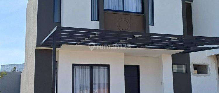 Rumah Di Makassar 2 Lantai Dekat Rumah Sakit Haji  1