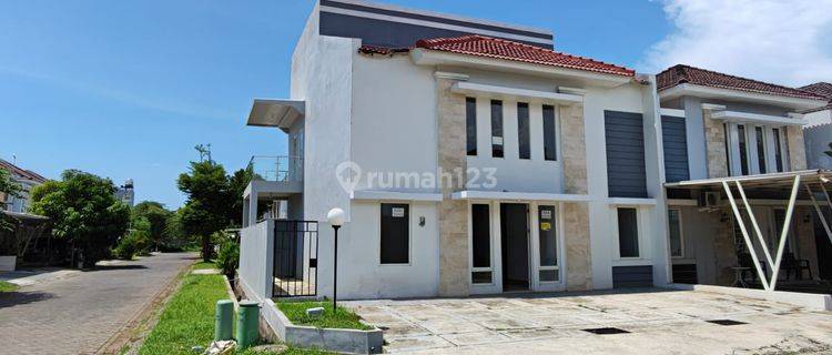 Rumah sudut Tanjung Bunga Makassar 1