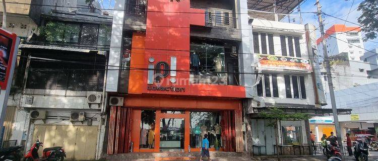 Ruko sewa lima lantai depan Pantai Losari 1