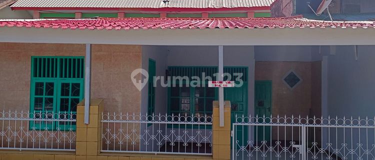 Single-story house in Hartaco complex, Makassar 1