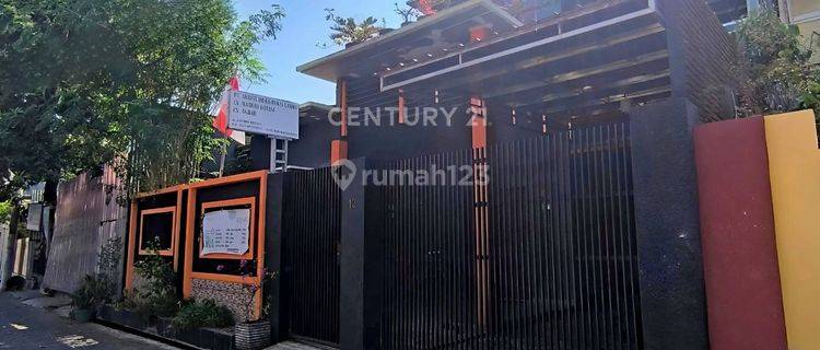 Rumah Dua Lantai Terawat Area Pettarani Di Makassar 1