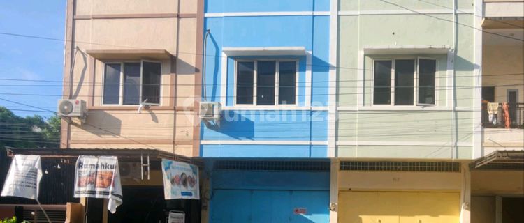 Affordable Shop House in the South Veteran Urban Area, 1