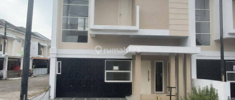 Rumah 2 lantai Jalan teuku umar raya, makassar 1