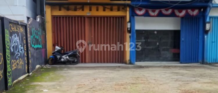 Shop House Jl. Botolempangan Sawerigading Makassar 1