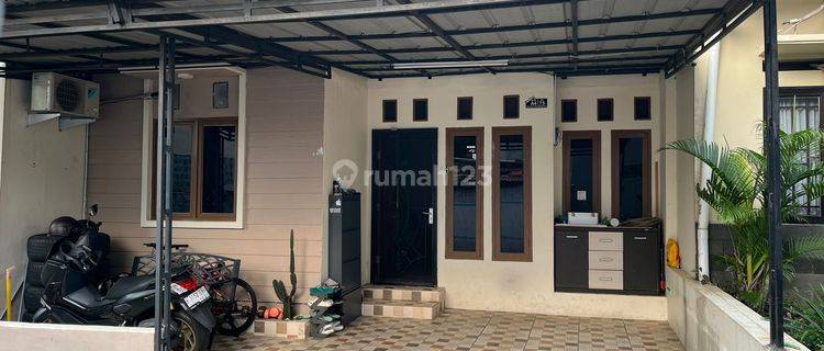 Rumah 3 Kamar Disewakan Dalam Cluster di Tnh Baru Depok Dekat Tol 1