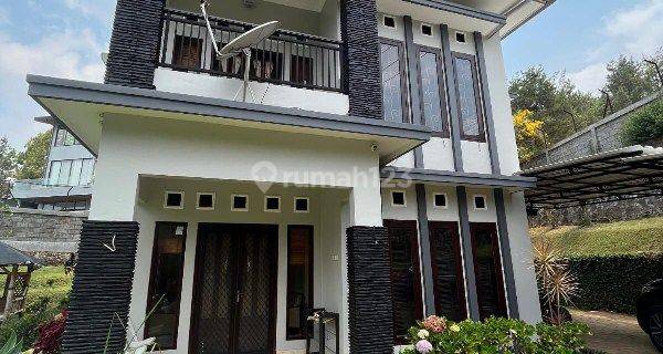 Villa Mewah Dengan Lingkungan Asri di Kota Batu Gmk02652 1