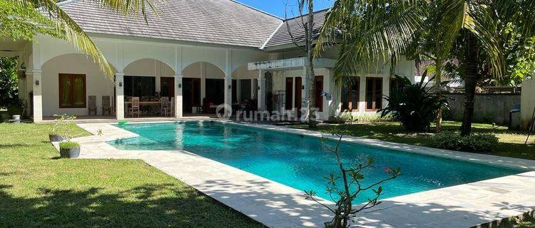 Hot Deals Rumah Villa Desa Kuta Lombok Tengah.....Nego Sampai Deal 1