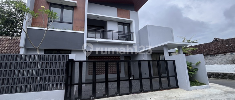 Rumah Cantik Barat Rsa Ugm Dekat Kota Jogja Rumah SHM di Mlati Bagus 1