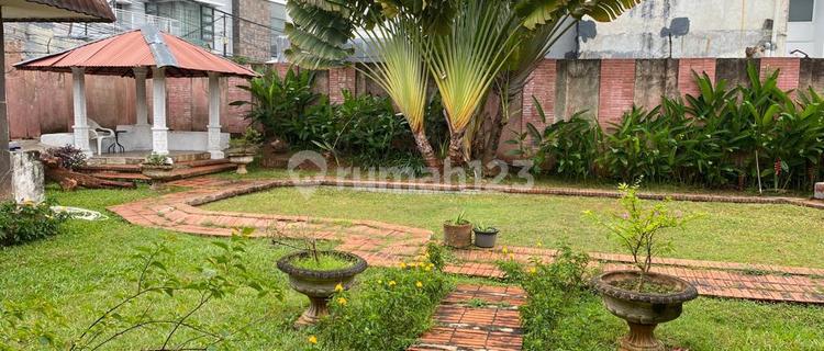 Dijual Rumah Kemang Jakarta Selatan 1