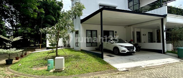 Casa Jardin Posisi Hoek Full Renov Semi Furnish Siap Huni 1