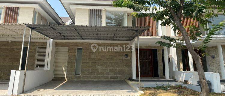 Rumah Bagus Siap Huni Greenlake Citraland, Wiyung Surabaya 1