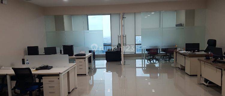 Ruang usaha Soho Capital Central Park , Size 139 Sqm 1