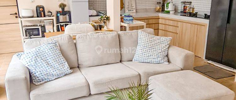 Dijual MURAH *BU  Rumah Cantik Hoek Cendana Parc Lippo Karawaci  1