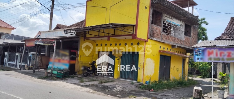 For Sale 2-Storey Shop House Cheap Solo Near PKU Muhammadiyah Hospital 1