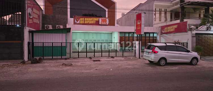 Rumah dan Ruang Usaha Dekat Mall Luwes Palur di Mojolaban Solo 1