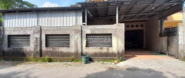 Rumah strategis di Bulu, jaten Karanganyar 1