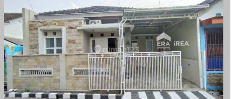 Rumah bagus call 0813-2912-9880 di kerten laweyan Solo  1