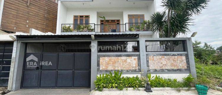 Rumah  dijual Solo  di Sumber  Banjarsari  Surakarta  1