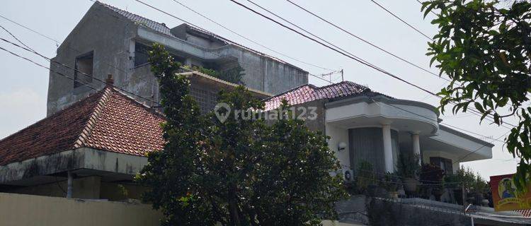 Dijual cepat... BU..  rumah pusat KOTA  di Jl. Pandansari raya Semarang 1