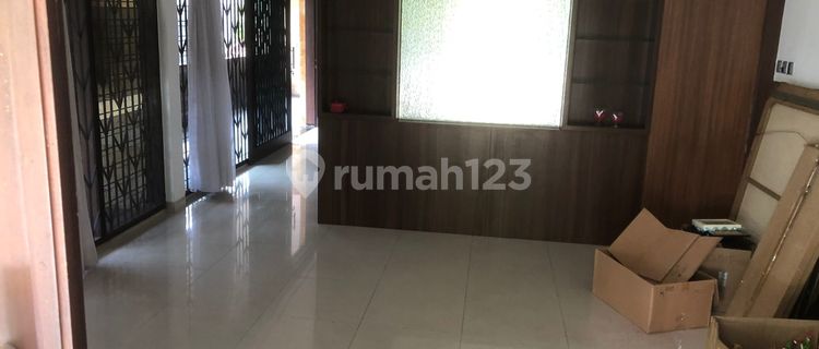 Dijual Cepat.. Rumah Di Jl Raya Tambora Semarang Sebrang Cafe Pelangi  1