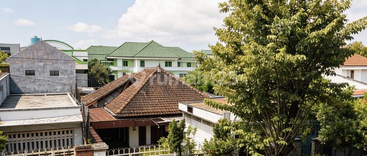 For Quick Sale... Ma'am... house on Jl. Siwalan Raya Semarang 1