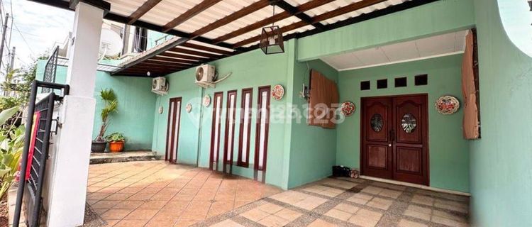 Furnished House in Mega Cinere Residential Complex 1