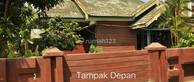 Rumah Terdapat Taman Luas Di Artesis Jalan Penanggungan Mojoroto Kota Kediri 1