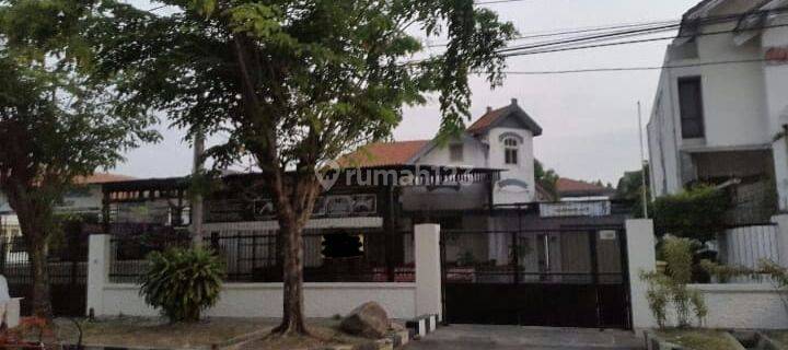 RUMAH DI JALAN ANJASMORO SURABAYA 1