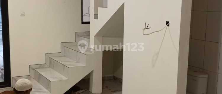 NEW 2-STORY LUXURY HOUSE IN RUNGKUT MAPAN SURABAYA 1