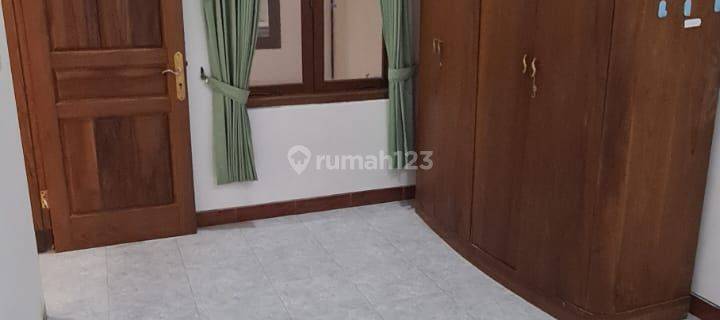 Rumah Semi Furnish Jalan Wisma Permai Surabaya 1