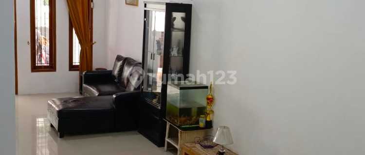 2-Story House in Limo Cinere Near Limo Toll 1