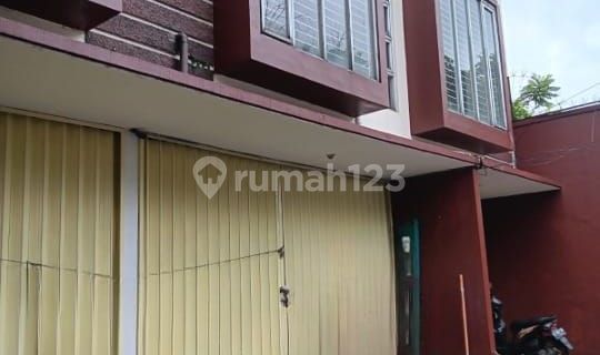 Dijual 2 unit ruko 2 lantai ada gudangnya di sayap BKR 1
