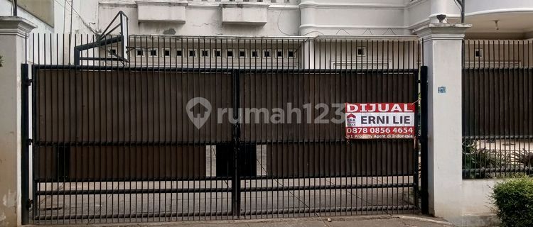 Rumah Besar Meruya Utara, Murah, Lt800/Lb670m²,Bagus, Hrg 10,5 M Nego 1