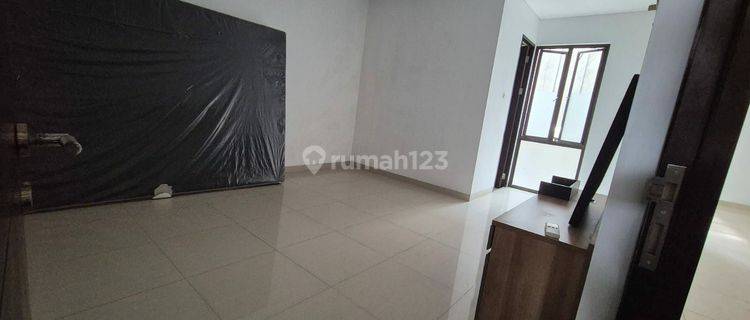 Sewa Rumah Sutera Olivia, Lt 200/300m², Semfur, Utara, Hrg 150jt/Th.min 2 Th 1