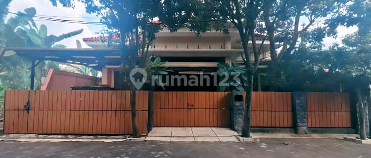 Rumah Klasik Modern Bina Bangsa Jangli Jatingaleh Banyumanik 1