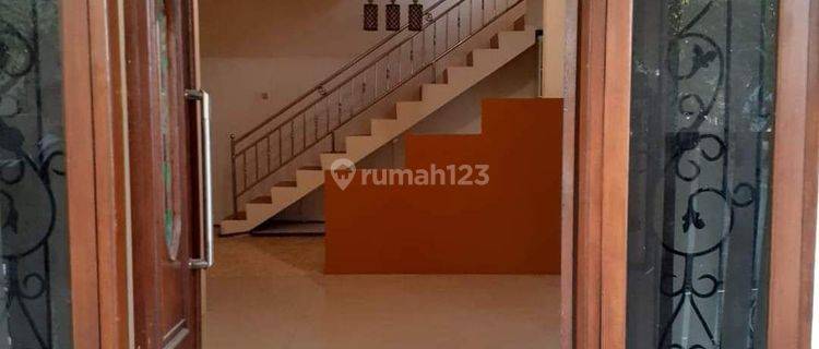 Rumah Sewa 2 Lantai Dinar Elok Tembalang  1