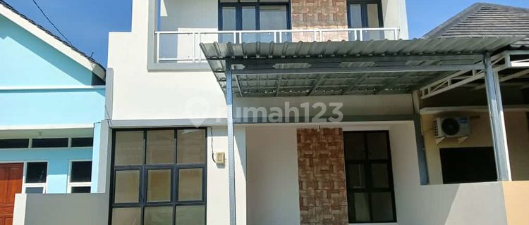 2-Story House Wanamukti Sambiroto Tembalang 1