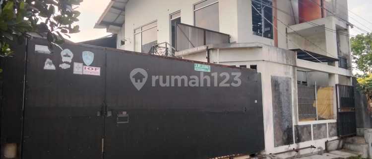 Gudang Strategis Telaga Bodas Semeru Gajah Mungkur 1