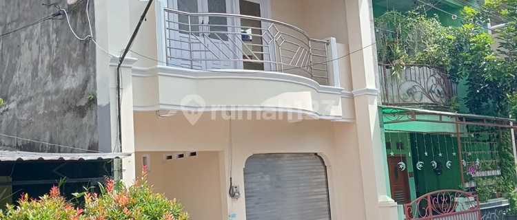 Rumah 2 Lantai Dekat Pasar Babadan Ungaran 1
