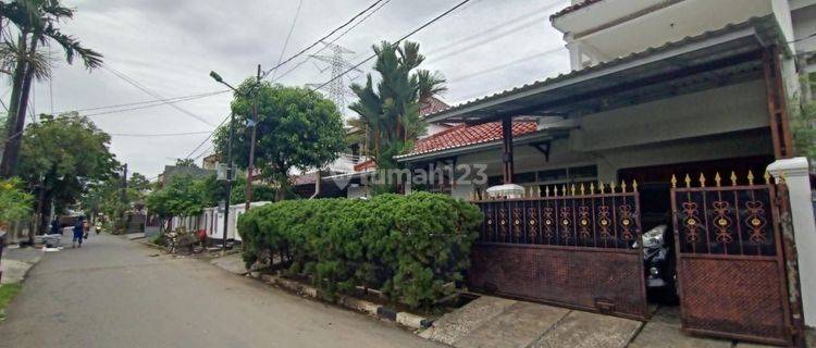 Dijual Rumah Luas Sangat Murah di Pondok Bambu Duren Sawit dlm Perumahan 1