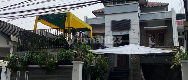 Rumah Bagus Kokoh Bisa Untuk Cafe Di Otista Sangat Strategis 1
