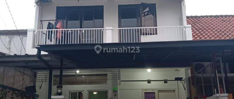 Rumah 2lt Nyaman Terawat Siap Huni Full Furnished di Cikunir  1