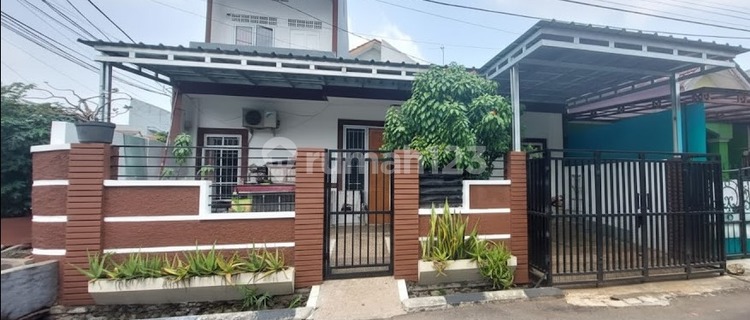 Rumah 2 lantai Taman Royal Tangerang Kota, Tangerang. 1