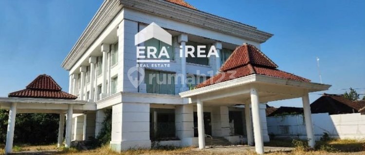 Gedung Disewakan di Solo Dekat Pasar Gading 1