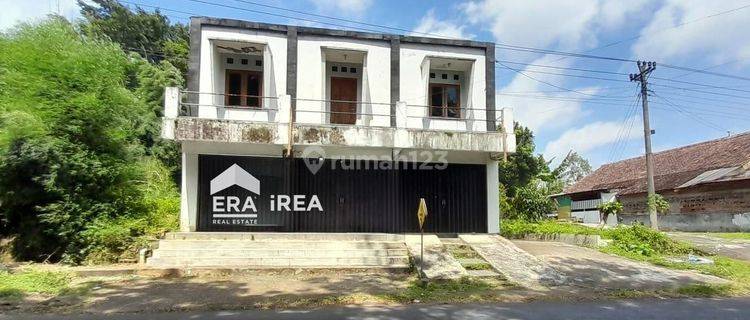 Ruang Usaha Disewakan Di Karangpandan Dekat Gerdu Resto  1