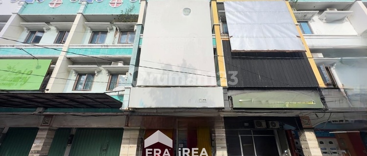 For Rent: Shop House in Solo Baru Area, Pakuwon Mall 1
