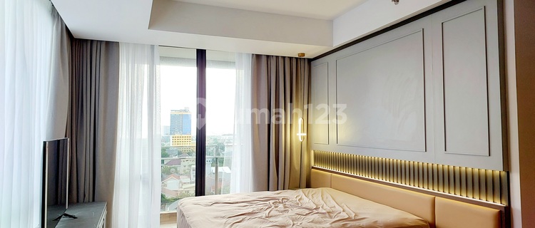 31 Sudirman Suites Apartment, 3 Bedrooms Fully Furnished with Private Elevator 1